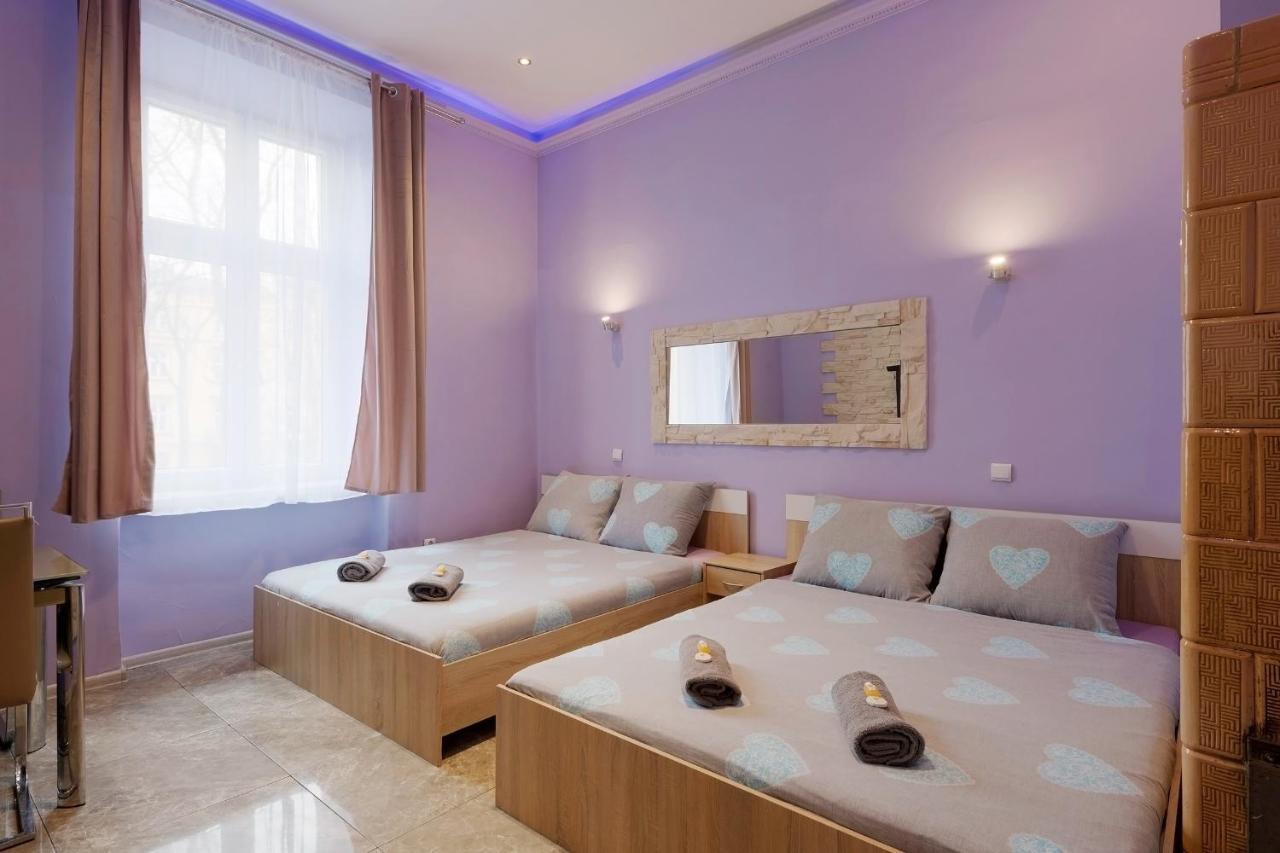 Queen Apartments Красков Екстериор снимка
