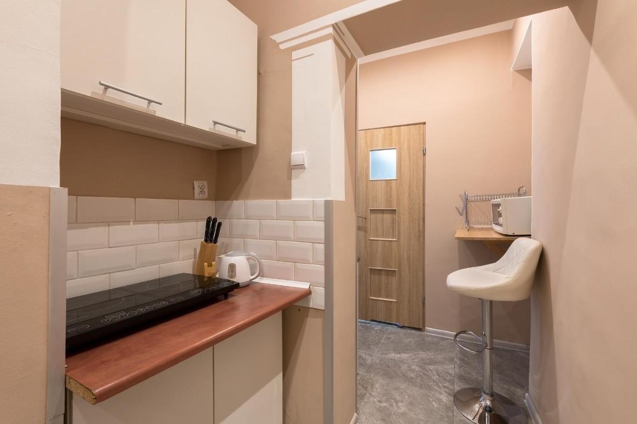 Queen Apartments Красков Екстериор снимка