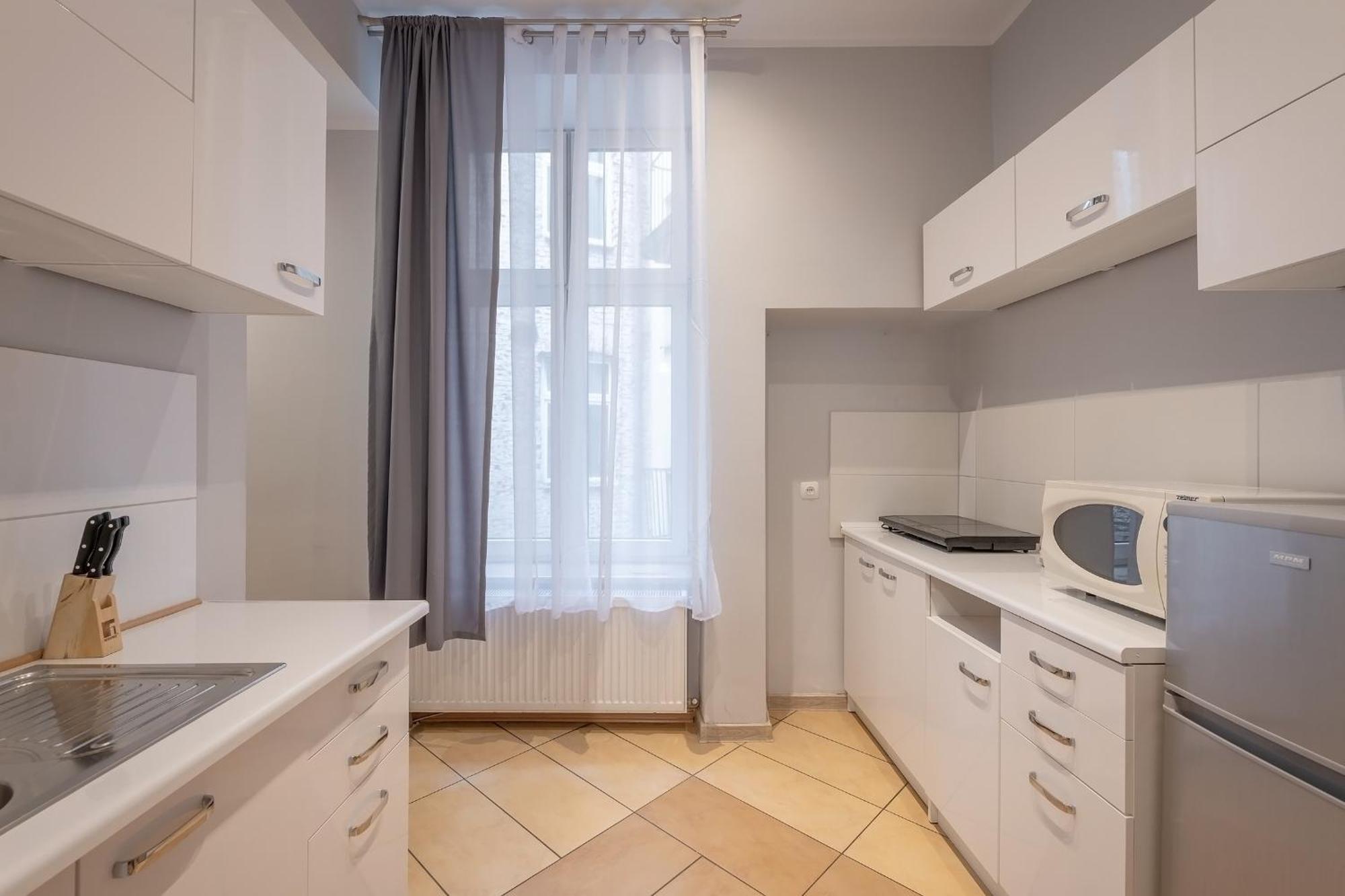 Queen Apartments Красков Екстериор снимка