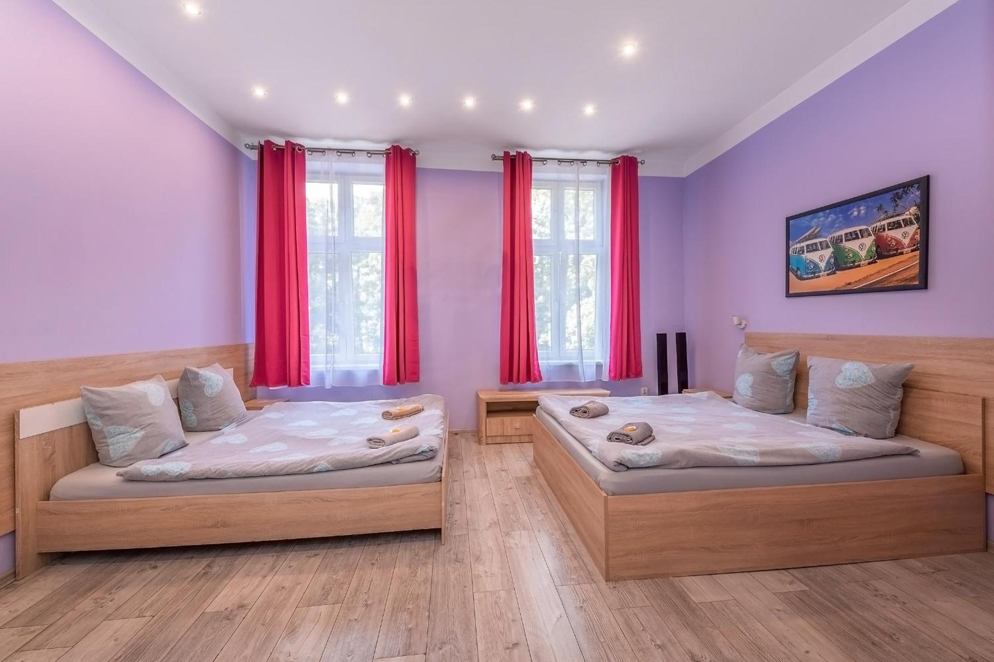 Queen Apartments Красков Екстериор снимка