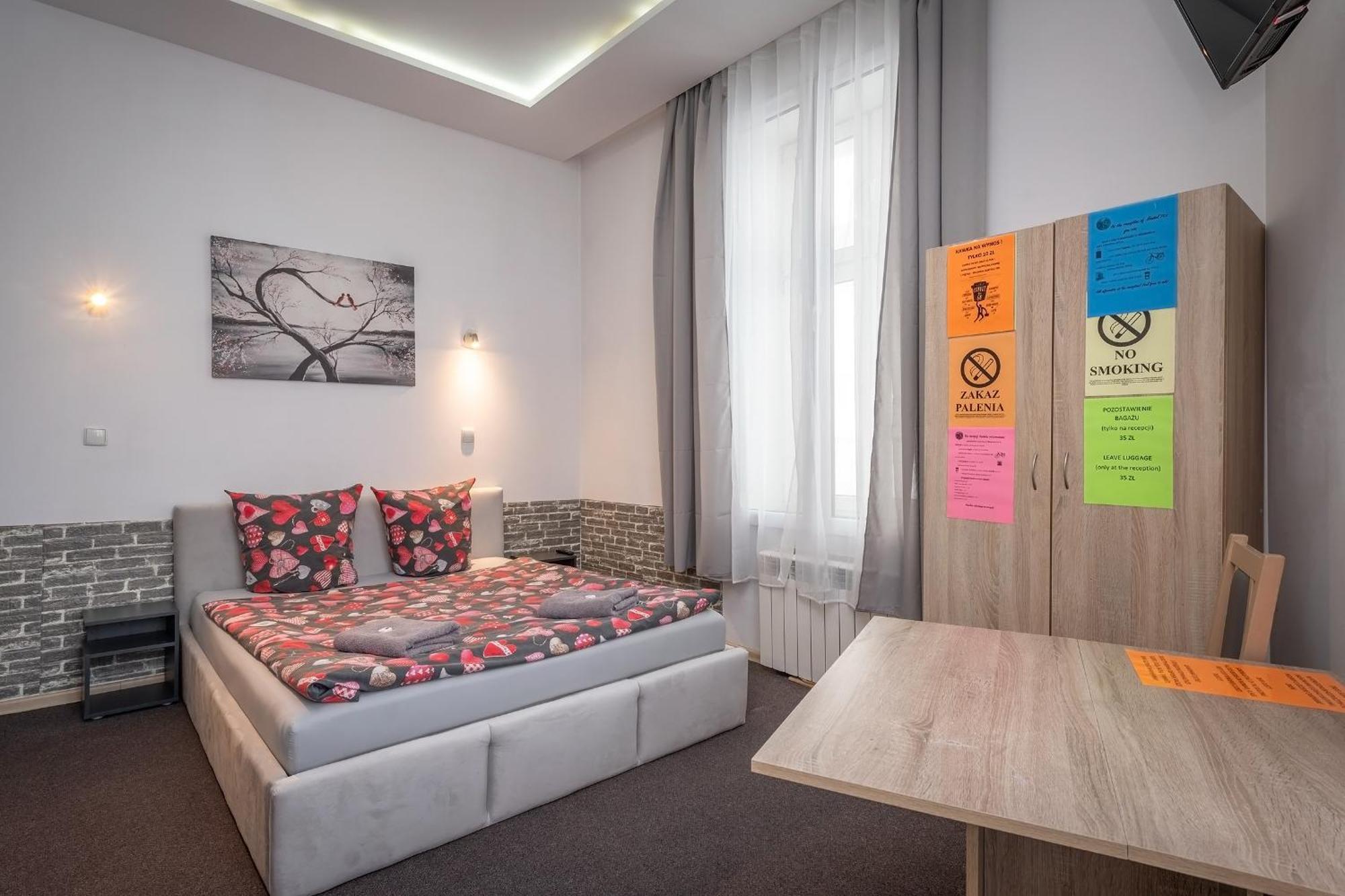 Queen Apartments Красков Екстериор снимка