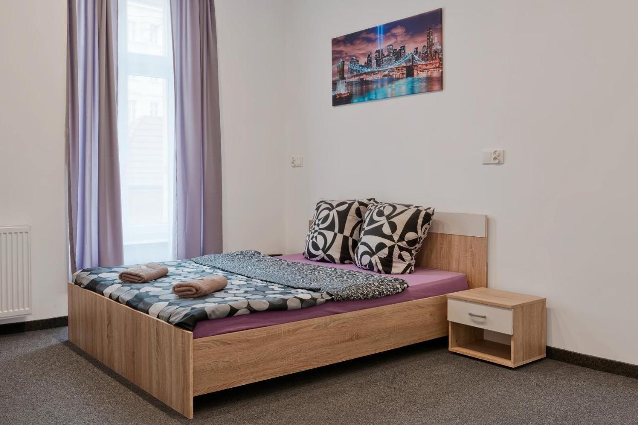 Queen Apartments Красков Екстериор снимка